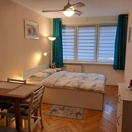 "Sady Flat" Appartement Warschau Buitenkant foto