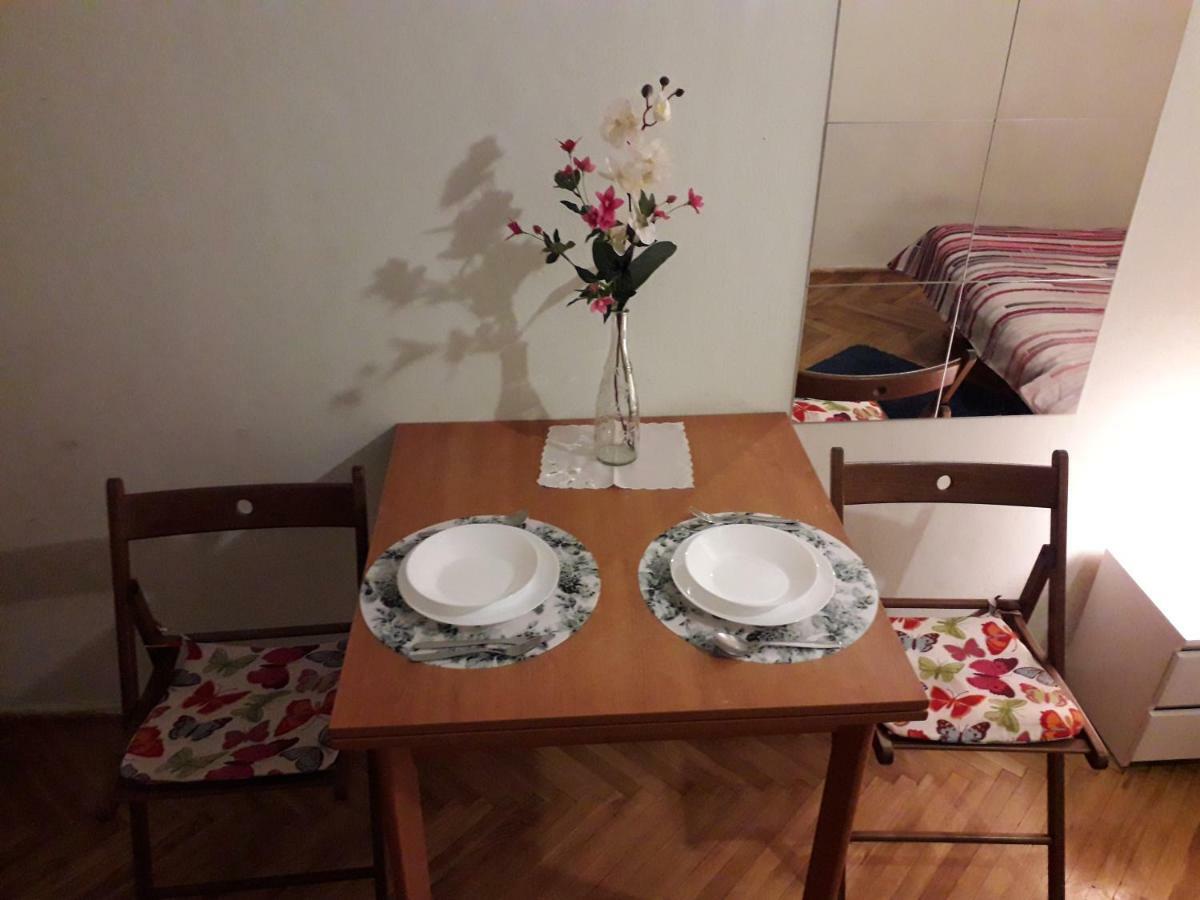 "Sady Flat" Appartement Warschau Buitenkant foto